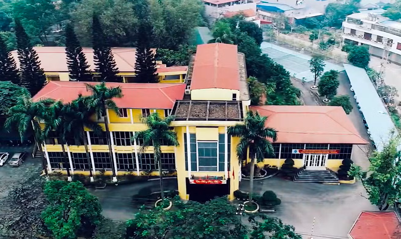 Công ty cổ phần kim loại màu Thái Nguyên bị xử phạt gần 450 triệu đồng liên quan các hành vi vi phạm bảo vệ môi trường.
