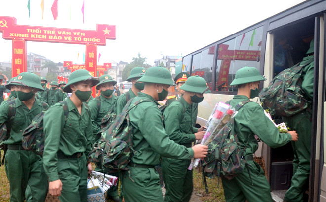 Trong đợt tuyển quân năm nay, huyện Văn Yên có 205 công dân lên đường làm nhiệm vụ xây dựng và bảo vệ Tổ quốc, gồm 170 công dân tham gia nghĩa vụ quân sự và 35 công dân tham gia nghĩa vụ công an nhân dân. Trong số tân binh có 33 công dân là đảng viên; 51 công dân viết đơn tình nguyện nhập ngũ. Các tân binh được giao cho các đơn vị: Trung đoàn 148, Sư đoàn 316, Tiểu đoàn 39 bộ tham mưu Quân khu II, Lữ đoàn 144 Bộ tổng tham mưu.