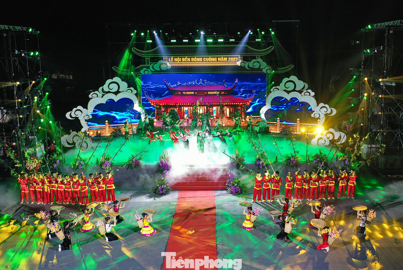 Lễ hội Đền Đông Cuông vừa khai mạc tối 1/2.