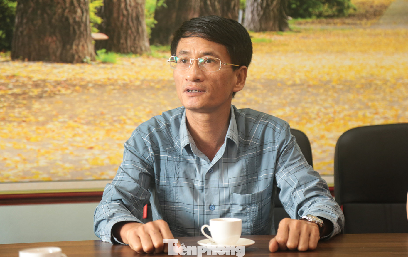 Chủ tịch UBND huyện Mường Khương bị bắt giam để điều tra về tội “Lợi dụng chức vụ, quyền hạn trong khi thi hành công vụ". Chủ tịch UBND huyện Mường Khương bị bắt giam để điều tra về tội “Lợi dụng chức vụ, quyền hạn trong khi thi hành công vụ".