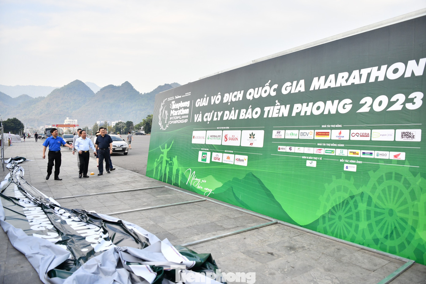 Đối với các nhà tài trợ của giải, lãnh đạo tỉnh Lai Châu thông tin, tỉnh sẽ có biểu dương, khen thưởng và vinh danh ngay khi giải diễn ra.