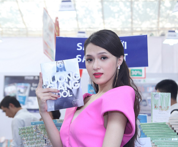 Hương Giang Idol gợi cảm khoe ảnh nam tính ngày bé ảnh 12