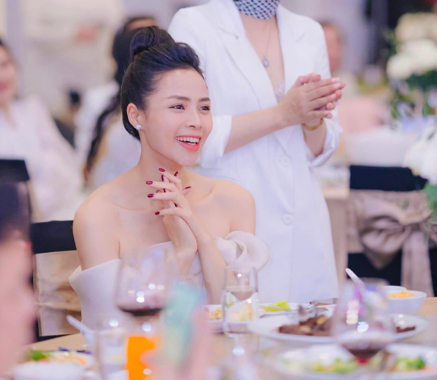 Ở nhiệm kỳ đầu tiên, Liên đoàn kickboxing Việt Nam đặt mục tiêu đẩy mạnh các hoạt động xã hội hoá để thu hút nhiều nguồn lực xã hội. Bà Lê Thị Nga đã trúng cử vào vị trí Phó Chủ tịch phụ trách tài chính.