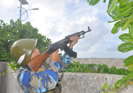 ...bảo vệ vững chắc biển trời Tổ quốc