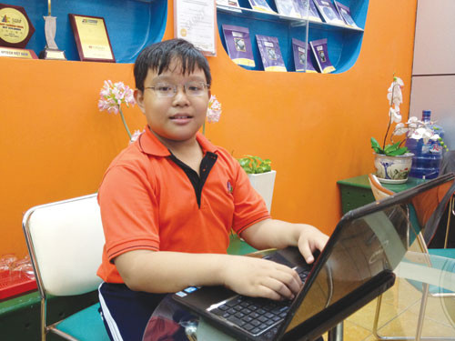 guyễn Dương Kim Hảo - cậu học trò say mê tin học - Ảnh: Lê Thanh