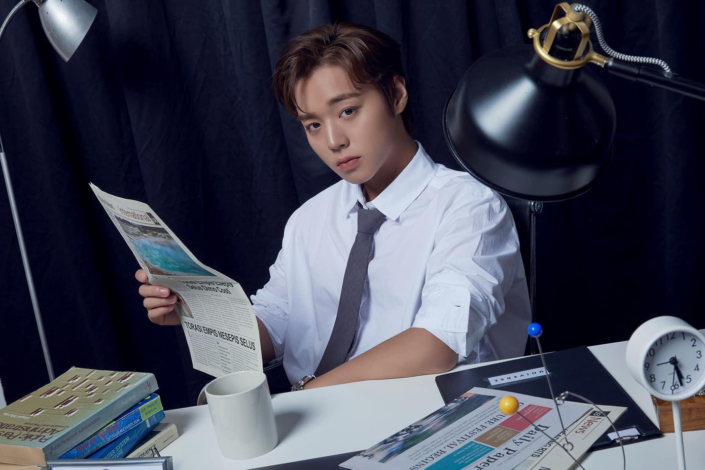 Fan đùa rằng: "Nếu có vị giám đốc như thế này ở công ty thì có phải tăng ca, làm thêm giờ cũng cam lòng chấp nhận!".