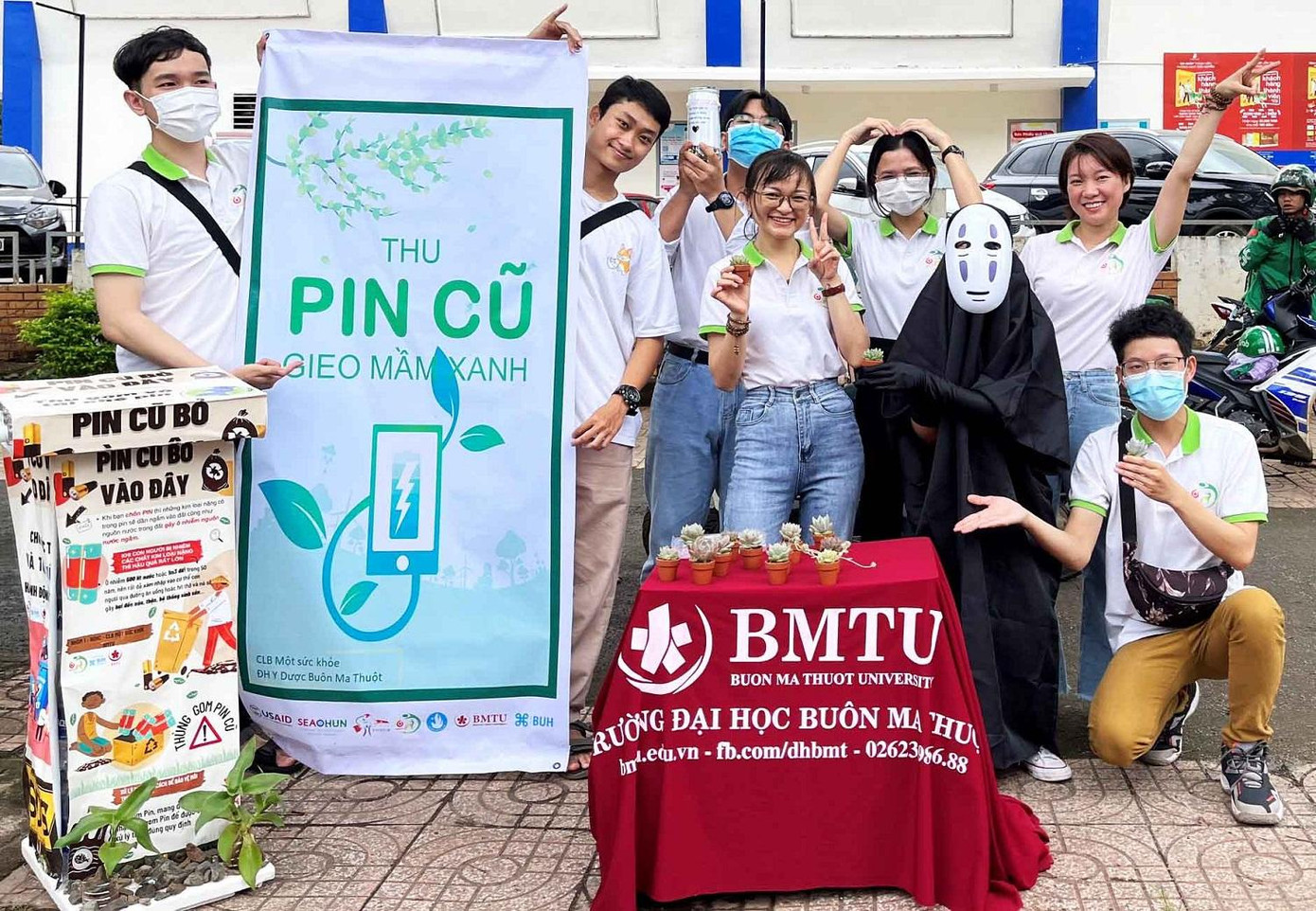 Chương trình “Thu pin cũ- gieo mầm xanh” được CLB triển khai