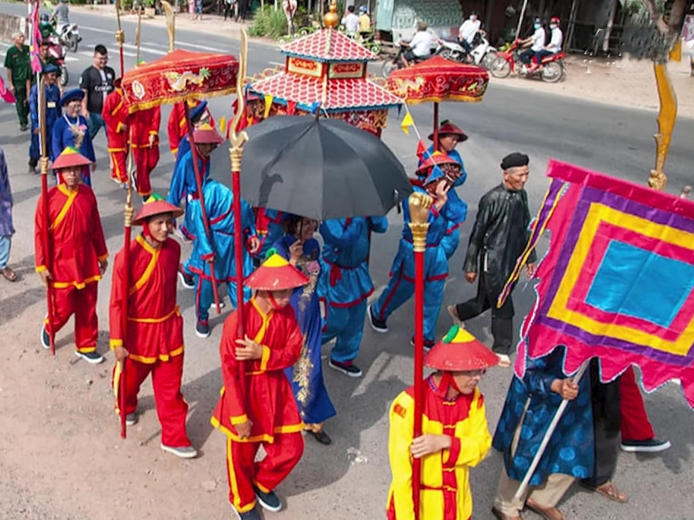 Lễ hội Kỳ Yên Đình Gia Lộc là lễ hội truyền thống được Bộ Văn hóa Thể thao và Du lịch công nhận di sản văn hóa phi vật thể cấp quốc gia (Quyết định số: 5079/QĐ-BVHTTDL ngày 27/12/212 của Bộ Văn hóa Thể thao và Du lịch).