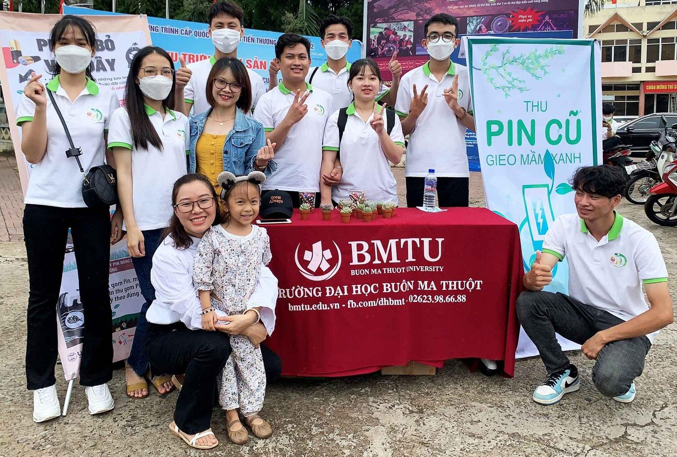 CLB Một Sức Khỏe trường ĐH Y Dược Buôn Ma Thuột triển khai nhiều hoạt động ý nghĩa