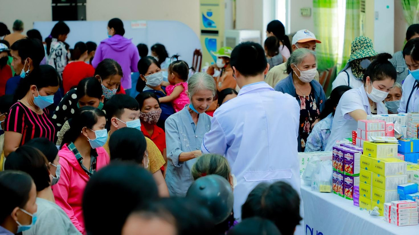 Dù khám vượt chỉ tiêu nhưng lượng thuốc vẫn đáp ứng đầy đủ