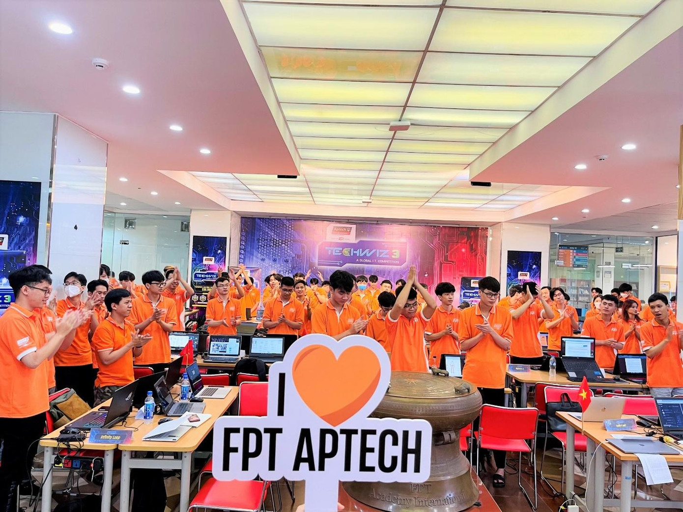 Khai mạc Techwiz mùa 3 tại FPT Aptech Hà Nội