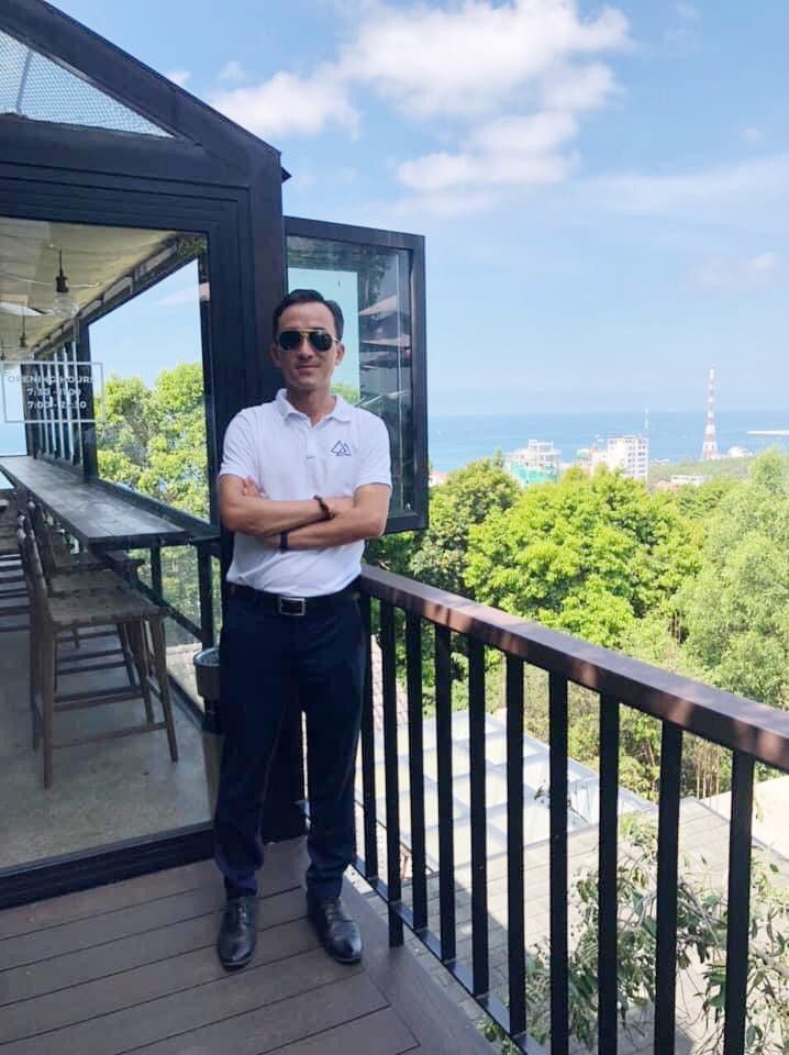 Mình nghĩ đây là một làn gió mới, chiến lược thông minh giúp tiếp cận được nhiều đối tượng khách hàng hơn, đặc biệt là thế hệ trẻ - anh Dũng chia sẻ Mình nghĩ đây là một làn gió mới, chiến lược thông minh giúp tiếp cận được nhiều đối tượng khách hàng hơn, đặc biệt là thế hệ trẻ - anh Dũng chia sẻ