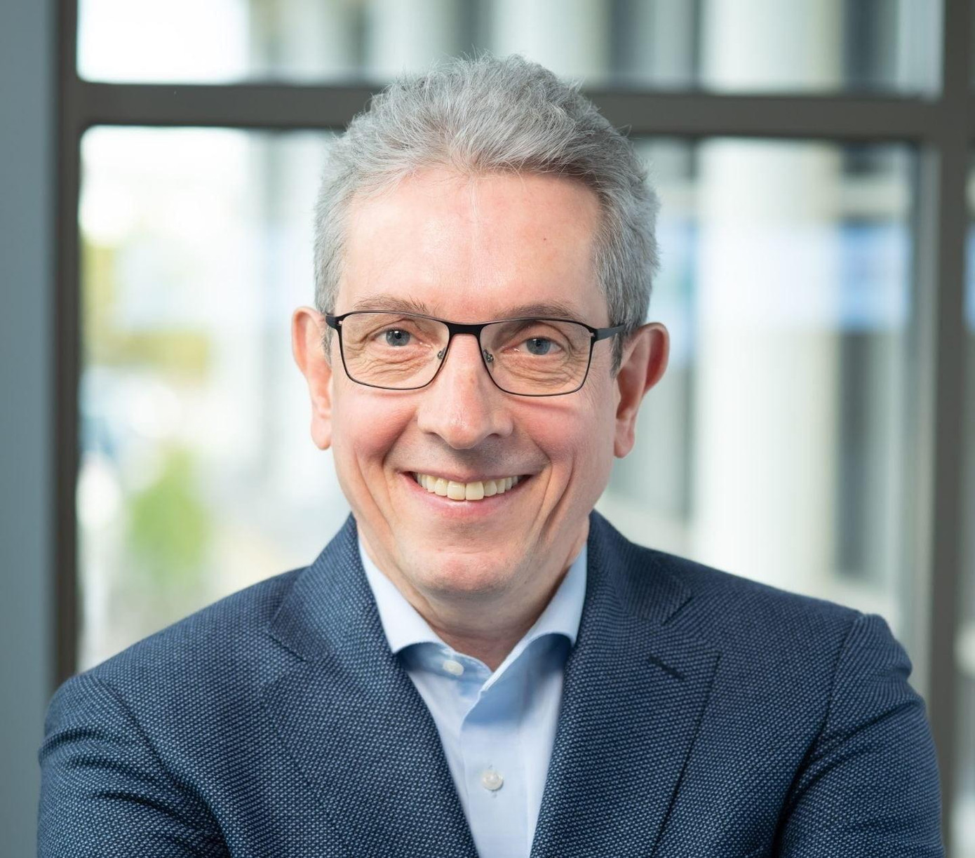 Giáo sư Wolfram Burgard - một huyền thoại của robot học, một trong những diễn giả được chờ đợi nhất trong sự kiện AI Day 2022. Giáo sư Wolfram Burgard - một huyền thoại của robot học, một trong những diễn giả được chờ đợi nhất trong sự kiện AI Day 2022.