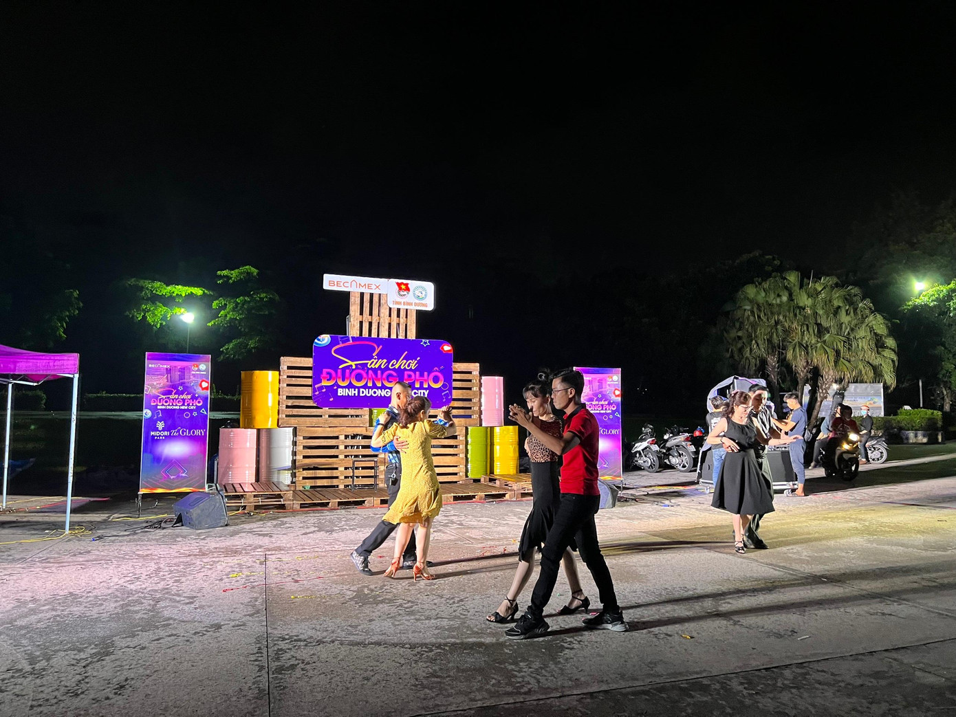 Khiêu vũ không chỉ là bộ môn nghệ thuật mà còn là môn thể thao với rất nhiều lợi ích về sức khoẻ, vóc dáng và tinh thần sảng khoái