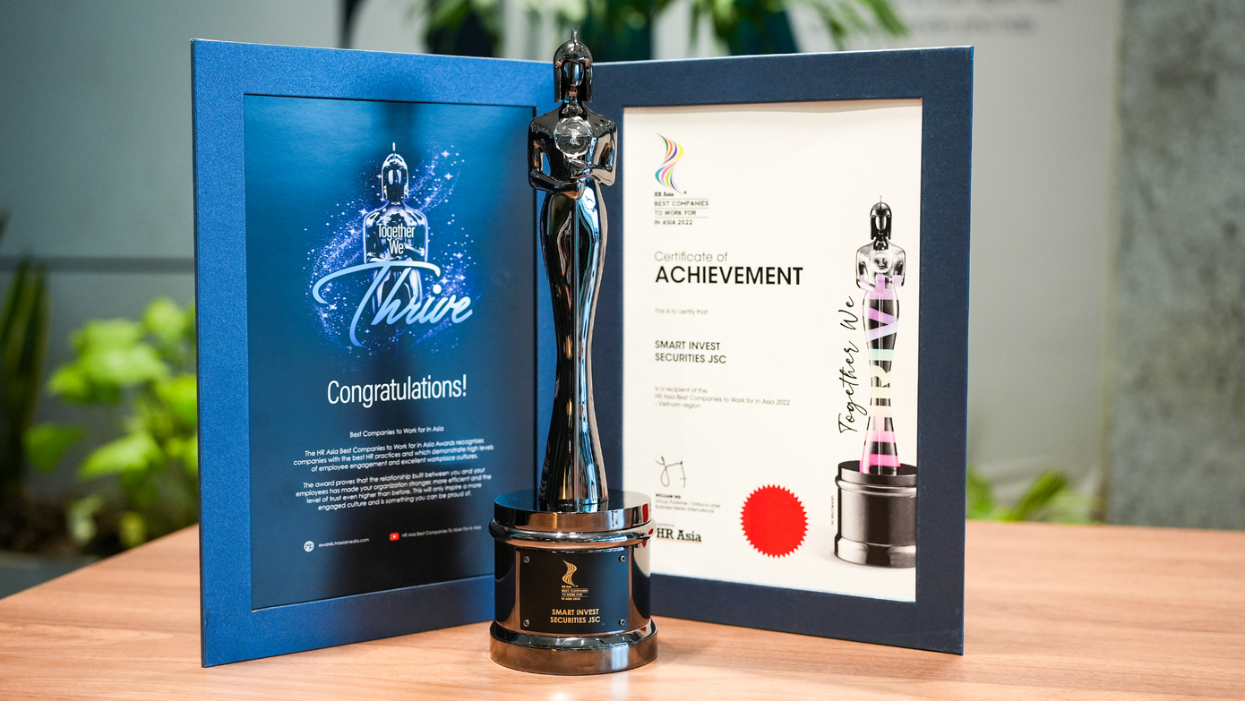 Cúp Harmonia danh giá và chứng nhận giải thưởng của AAS