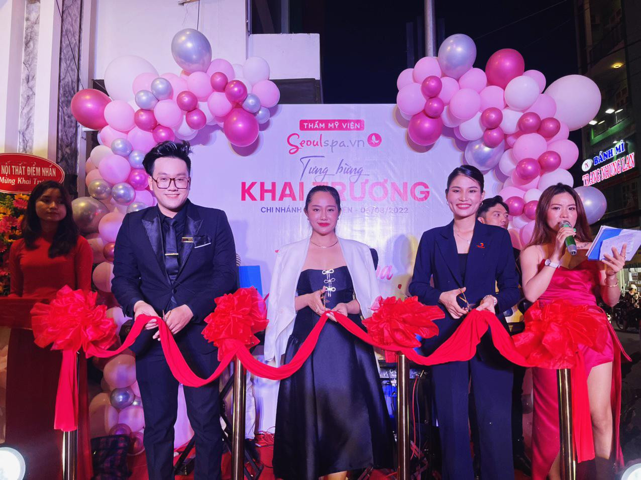 Lễ cắt băng chính thức khai trương SeoulSpa.Vn Long Xuyên