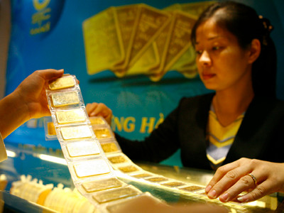 Tới đây nhà nước sẽ mua lại vàng miếng của dân. Ảnh: Hồng Vĩnh. Tới đây nhà nước sẽ mua lại vàng miếng của dân Ảnh: Hồng Vĩnh