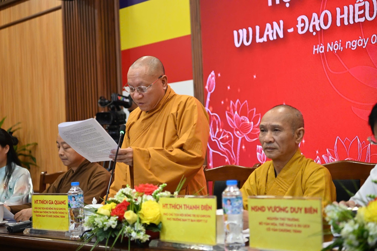 Hòa thượng Thích Gia Quang nêu bật ý nghĩa của chuỗi hoạt động Vu lan - Đạo hiếu và Dân tộc 2025. Hòa thượng Thích Gia Quang nêu bật ý nghĩa của chuỗi hoạt động Vu lan - Đạo hiếu và Dân tộc 2025.