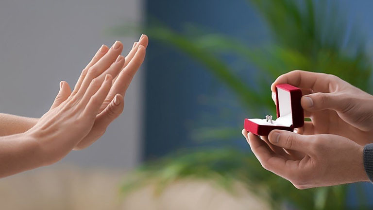 Câu chuyện khiến nhiều người phải trăn trở về sự an toàn trong hôn nhân ở thời điểm hiện tại.