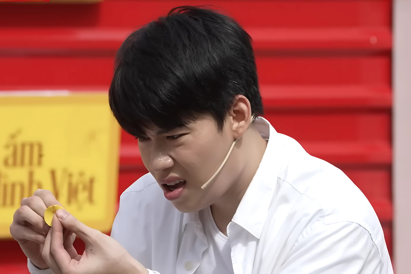 Khoảnh khắc hết mình của Quang Trung khiến nhiều fan vừa "yêu" vừa "lo".