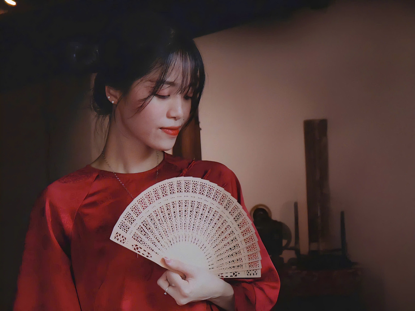 "Tiếp xúc với nhiều học viên khác nhau giúp mình nhận ra rằng, sự đa dạng trong cách giao tiếp cũng chính là một nét thú vị của nghề giáo", cô Phi nói thêm.