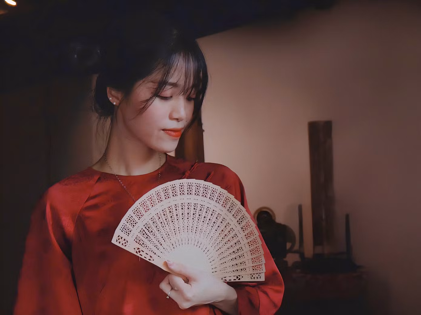 "Tiếp xúc với nhiều học viên khác nhau giúp mình nhận ra rằng, sự đa dạng trong cách giao tiếp cũng chính là một nét thú vị của nghề giáo", cô Phi nói thêm.