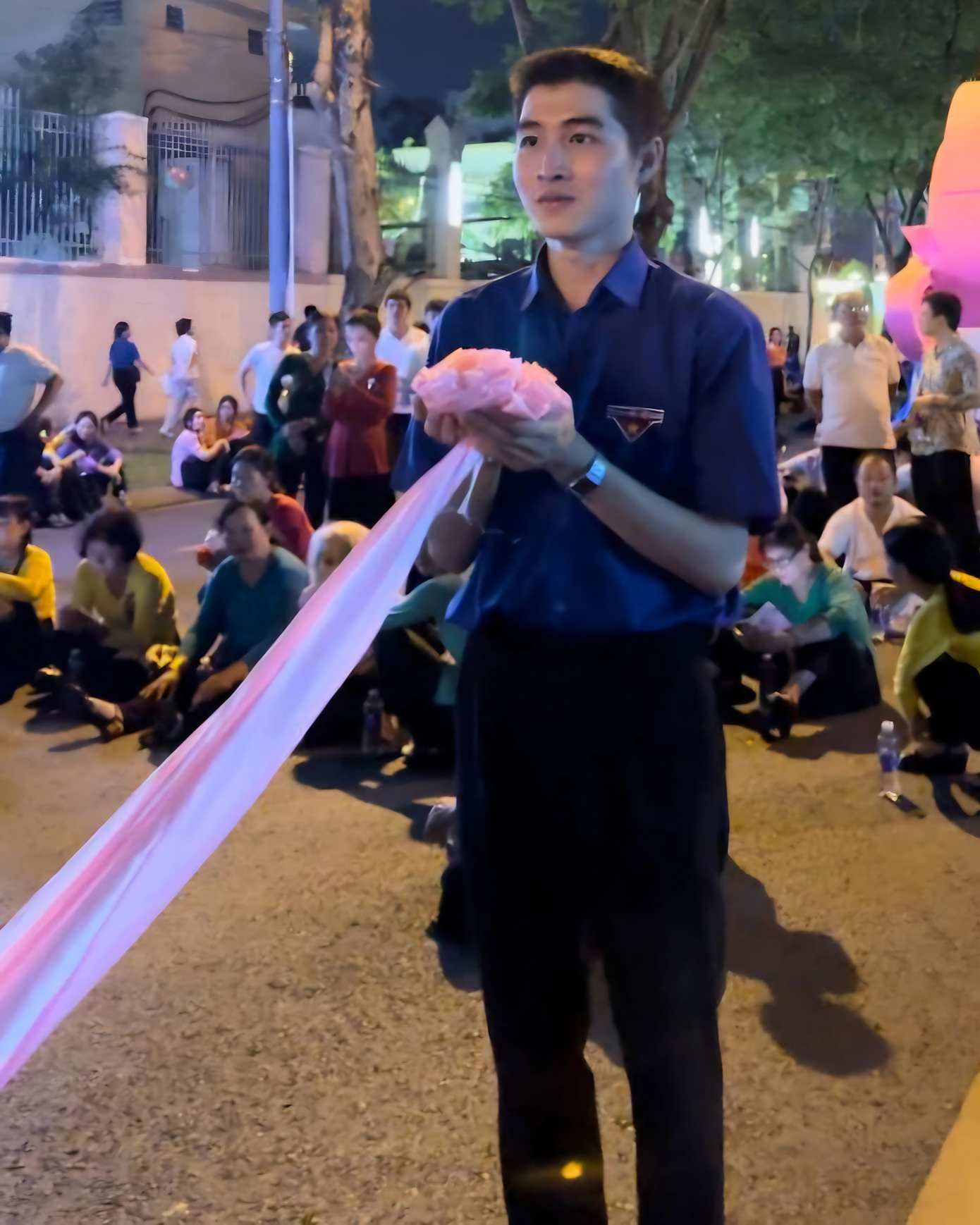 Lê Hoàng Bảo hiện là sinh viên năm 2, trường Đại học Giao thông Vận tải. Lê Hoàng Bảo hiện là sinh viên năm 2, trường Đại học Giao thông Vận tải.