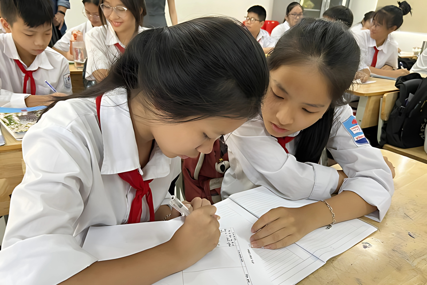 Nhiều bạn học sinh lập hội "cày" cùng nhau để chuẩn bị cho kì thi cuối học kỳ. Ảnh: TPO. Nhiều bạn học sinh lập hội "cày" cùng nhau để chuẩn bị cho kì thi cuối học kỳ. Ảnh: TPO.