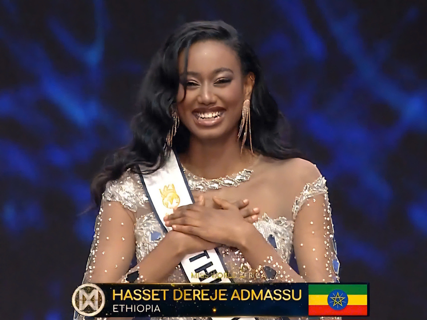 Đại diện Ethiopia gây tiếc nuối cho các fan sắc đẹp khi dừng chân tại vị trí Á hậu 1.