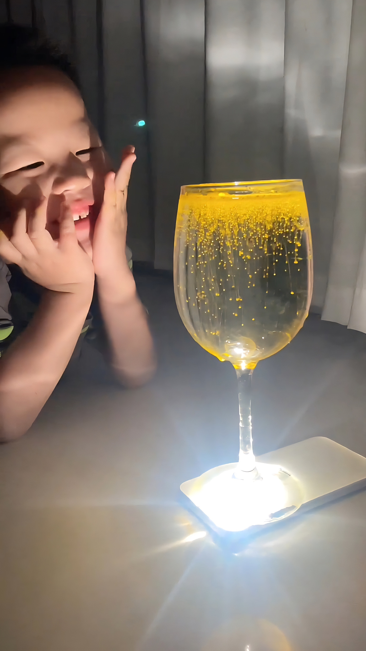 Mặc dù vitamin B2 an toàn, nhưng cần tránh nạp lượng lớn vào cơ thể.