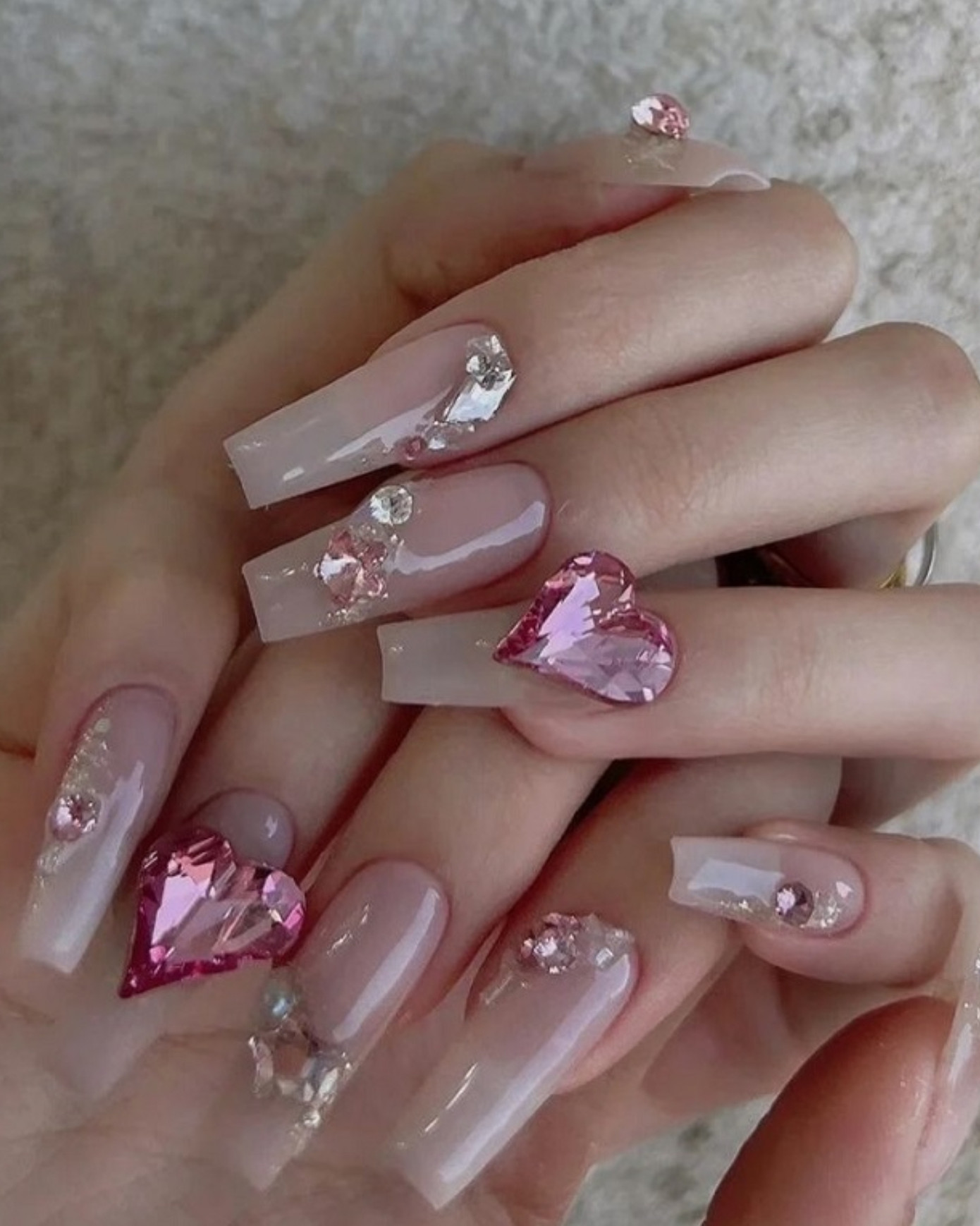 Trong trường hợp của cô Lưu, ngón áp út lại là ngón có tính độc lập và khả năng phản ứng kém hơn so với các ngón khác. Ảnh mang tính minh hoạ. Trong trường hợp của cô Lưu, ngón áp út lại là ngón có tính độc lập và khả năng phản ứng kém hơn so với các ngón khác. Ảnh mang tính minh hoạ.