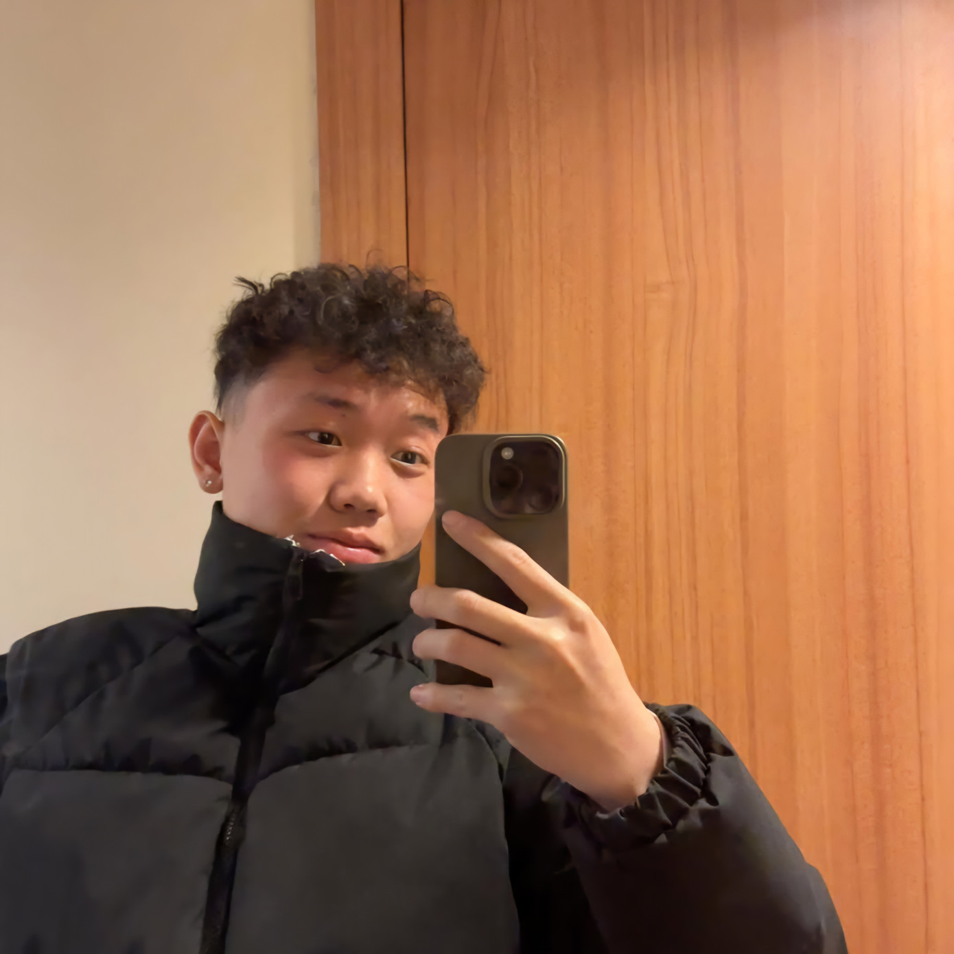 Sau khi dành riêng một khoản đặc biệt làm quà cho gia đình, Trường Giang quyết định năm 2025 sẽ là năm “chốt đơn” đầu tư cho bản thân - vì bản thân xứng đáng và "lợi nhuận" dài lâu. Sau khi dành riêng một khoản đặc biệt làm quà cho gia đình, Trường Giang quyết định năm 2025 sẽ là năm “chốt đơn” đầu tư cho bản thân - vì bản thân xứng đáng và "lợi nhuận" dài lâu.