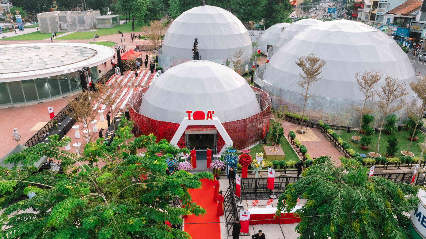 Không gian TỎA vào buổi sáng.