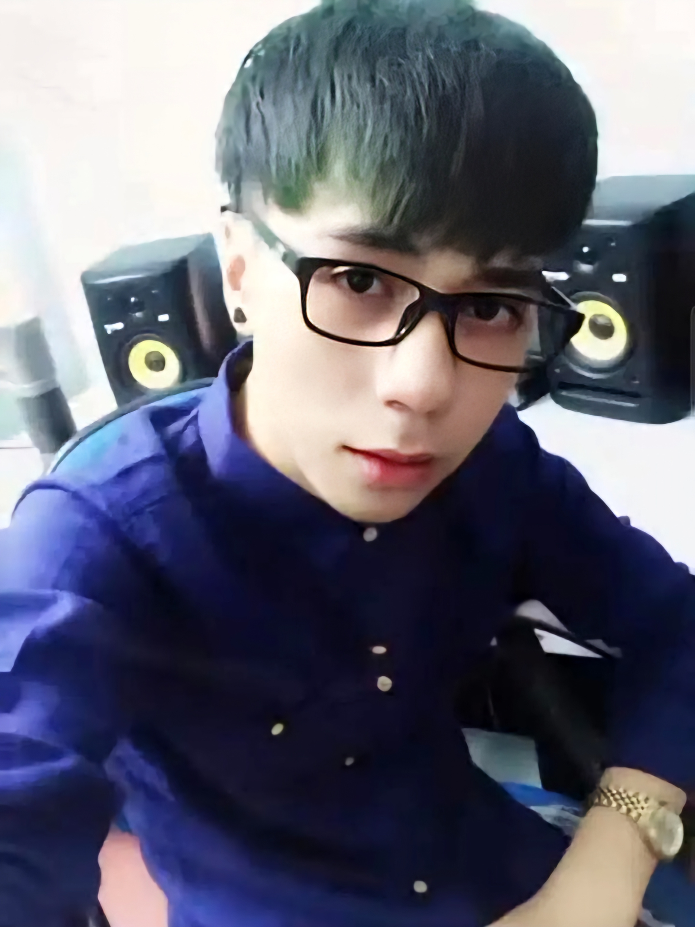 Với nhiều MUZIK, fan meeting hay không cũng chẳng quan trọng, miễn là có Quang Hùng MasterD, có "gia đình", là đủ thành kỷ niệm. Với nhiều MUZIK, fan meeting hay không cũng chẳng quan trọng, miễn là có Quang Hùng MasterD, có "gia đình", là đủ thành kỷ niệm.