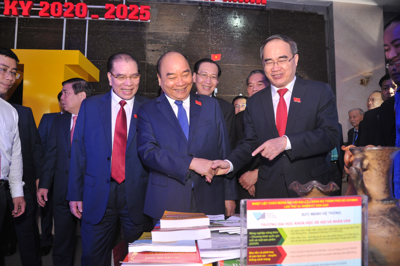 Hình ảnh lãnh đạo Đảng, Nhà nước dự Đại hội Đảng bộ TPHCM ảnh 1