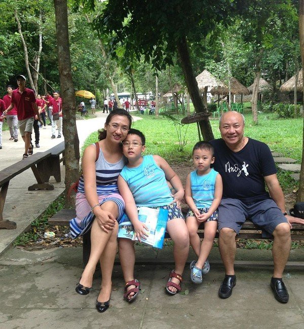 Những điều ít biết về 'nửa kia' của những BTV nổi tiếng VTV ảnh 4