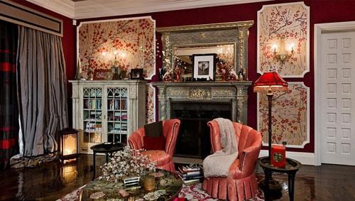 Phòng ngủ xa hoa va lộng lẫy Phòng chơi game hiện đại Phòng quần áo của Christina Aguilera Những phòng ngủ mang phong cách rất khác lạ Những chiếc đèn chùm lộng lẫy có mặt trong phòng tắm