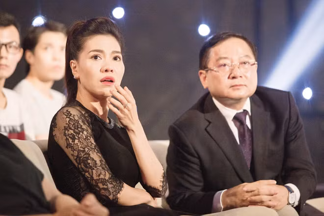 Hoa hậu Việt Nam, phía khuất của vầng trăng ảnh 9