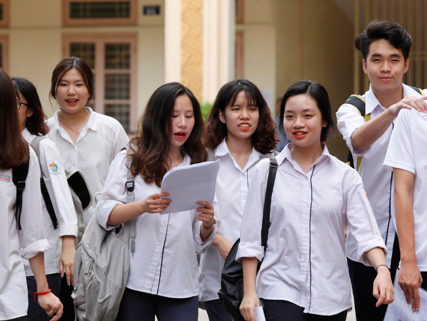 Đình chỉ 6 tháng cô giáo Hải Phòng đánh học sinh giữa lớp ảnh 7