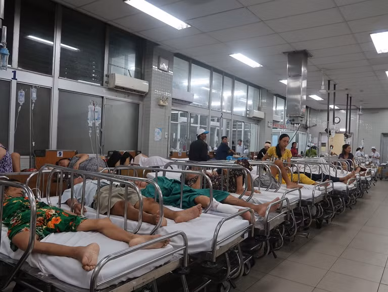 Gần 2500 trường hợp nhập viện do tai nạn giao thông trong kỳ nghỉ tết ảnh 1