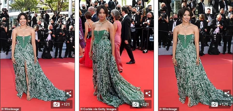 Ngôi sao "Nhật ký ma cà rồng" Kat Graham "o ép" vòng một căng tràn trong chiếc váy quây màu xanh lá. Ngôi sao "Nhật ký ma cà rồng" Kat Graham "o ép" vòng một căng tràn trong chiếc váy quây màu xanh lá.