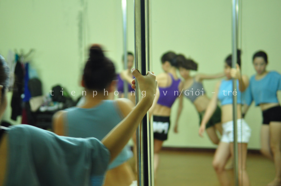 Cổ tay luôn phải làm việc vất vả