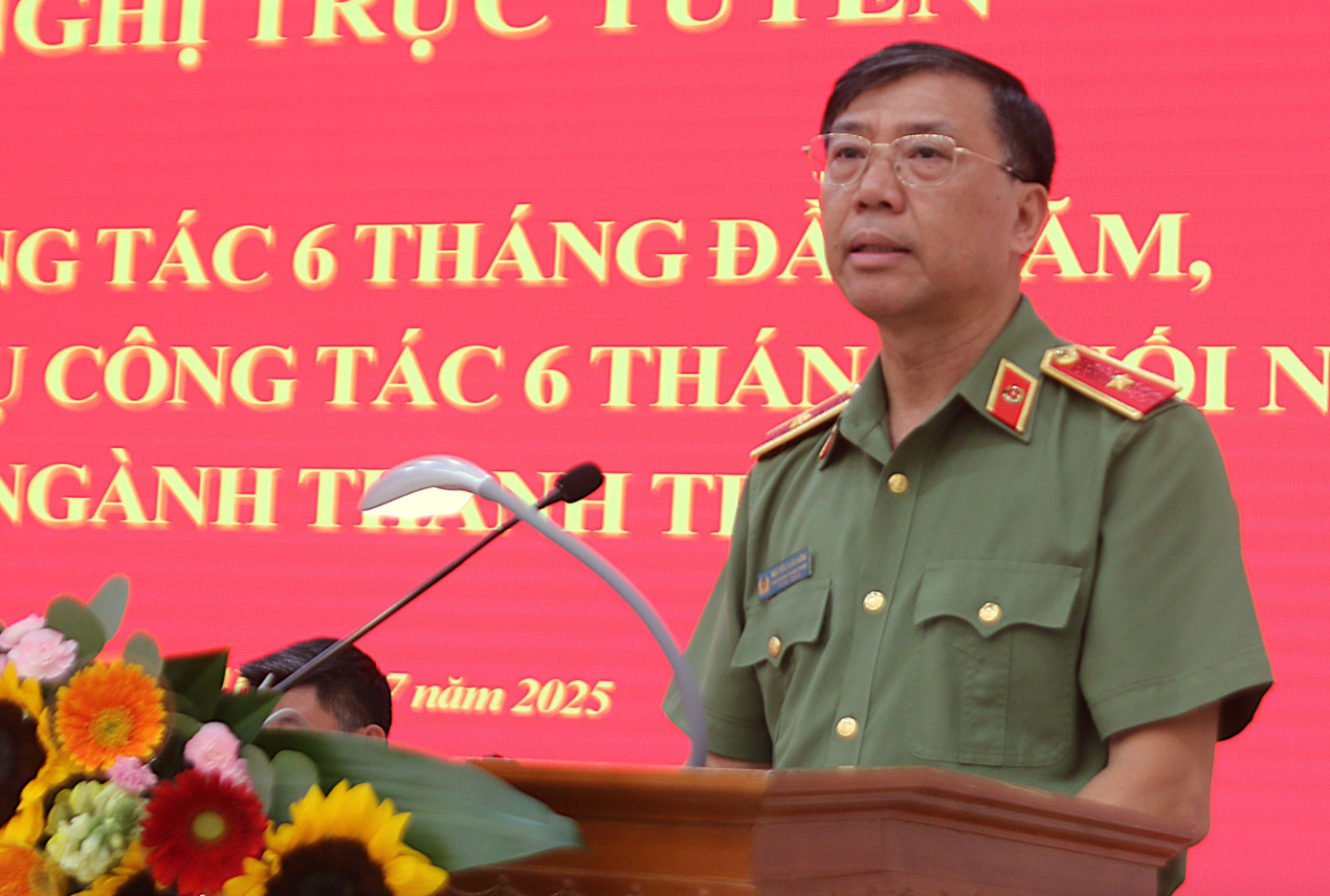 Thiếu tướng Nguyễn Xuân Hồng, Phó Chánh Thanh tra Bộ Công an. Ảnh: Huy Trần - Hoàng Nam.