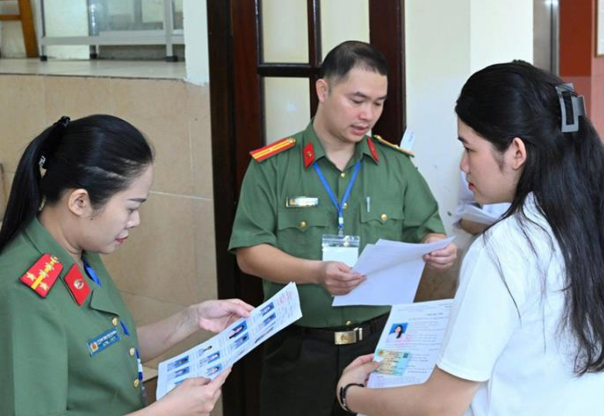 Đảm bảo kỳ thi đánh giá của Bộ Công an diễn ra an toàn, nghiêm túc, đúng quy chế. Ảnh: BCA. Đảm bảo kỳ thi đánh giá của Bộ Công an diễn ra an toàn, nghiêm túc, đúng quy chế. Ảnh: BCA.