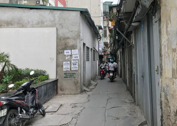 Cận cảnh khu dân cư nhếch nhác do vướng quy hoạch “treo” ảnh 2