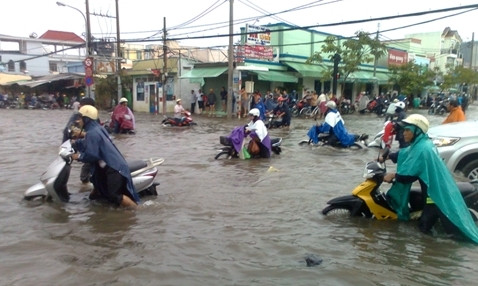 Vượt triều cường