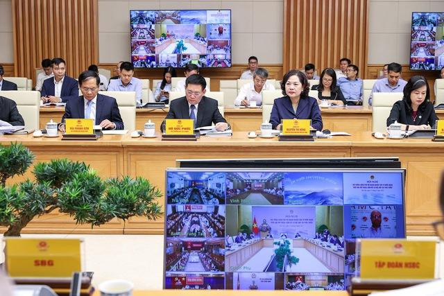 Các bộ trưởng, trưởng ngành tham dự hội nghị (Ảnh: Nhật Bắc)