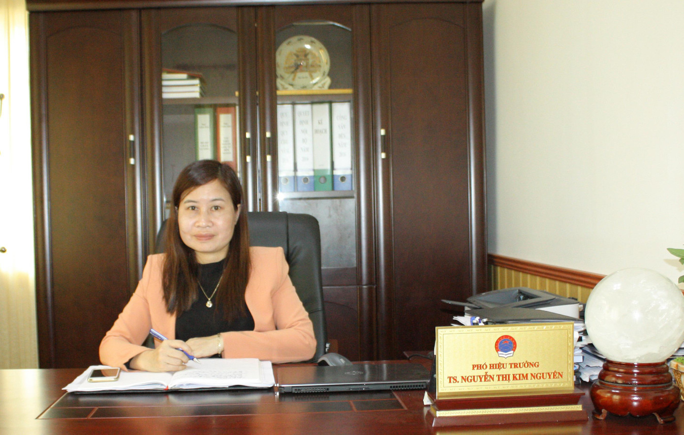 TS Nguyễn Thị Kim Nguyên – Phó Hiệu trưởng trường Đại học Sao Đỏ.