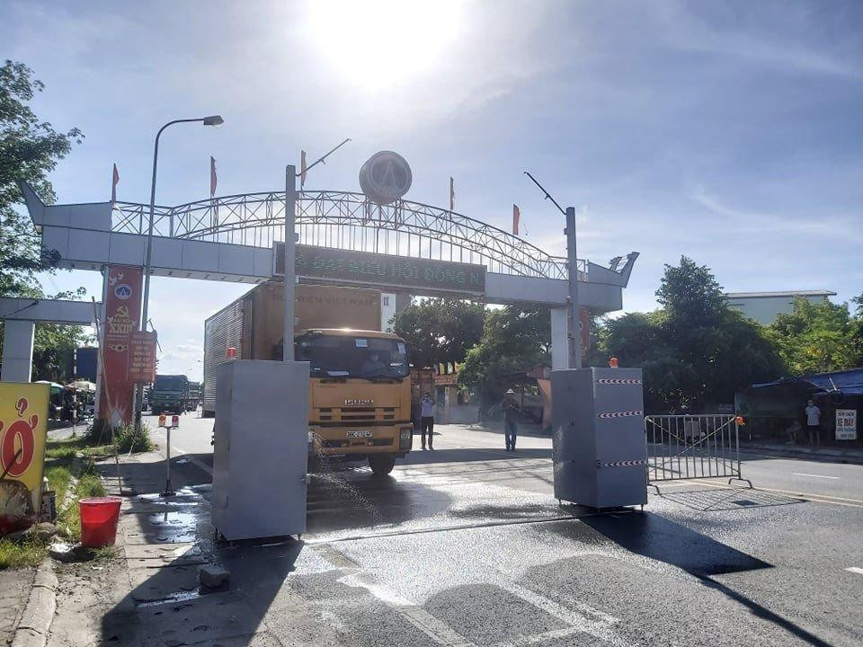 Hệ thống khử khuẩn tự động cho xe cơ giới.