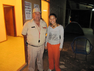 Lan Anh ngủ nhờ trong đồn cảnh sát ở Paraguay